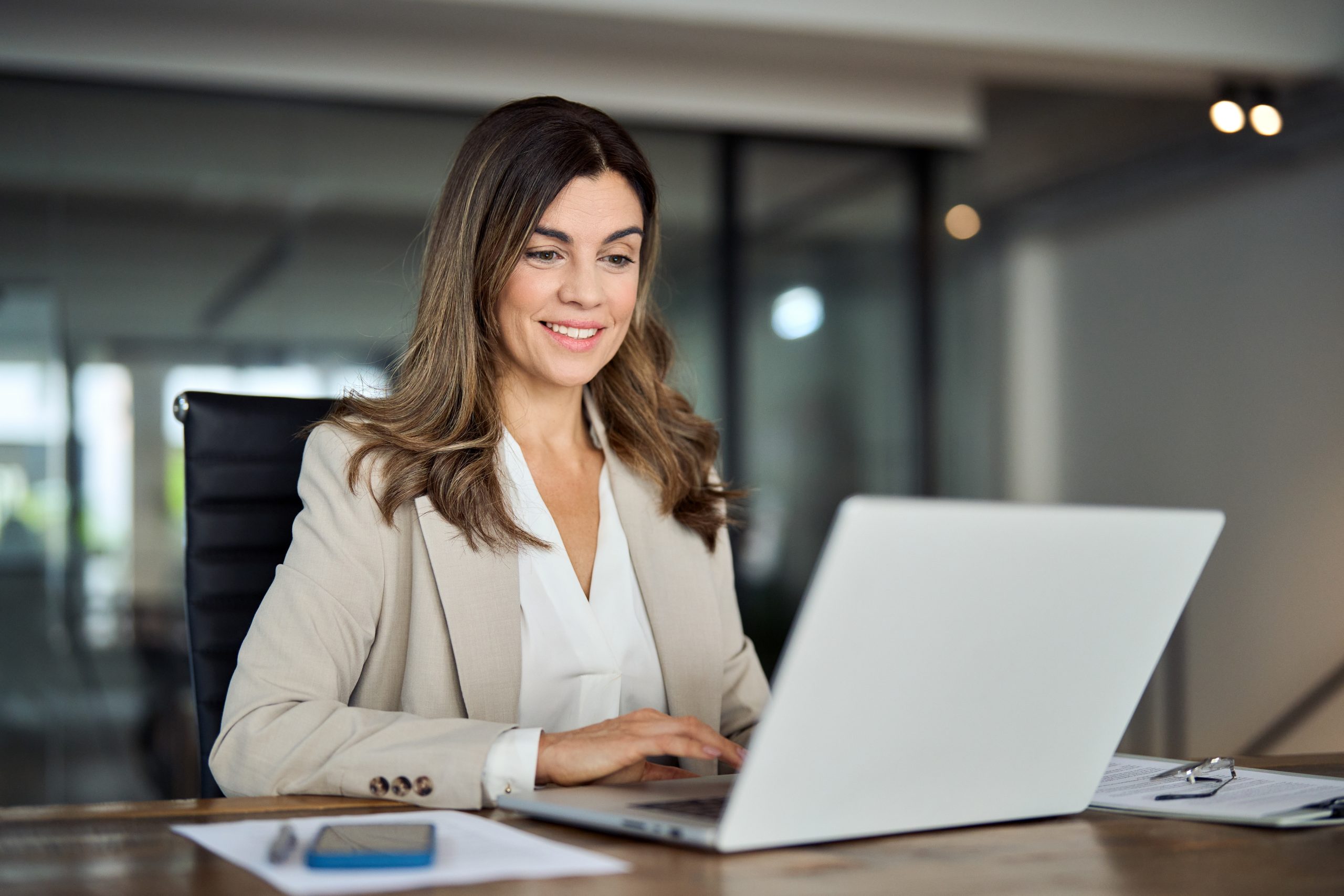 Smiling,Busy,Mature,Middle,Aged,Professional,Business,Woman,Manager,Executive